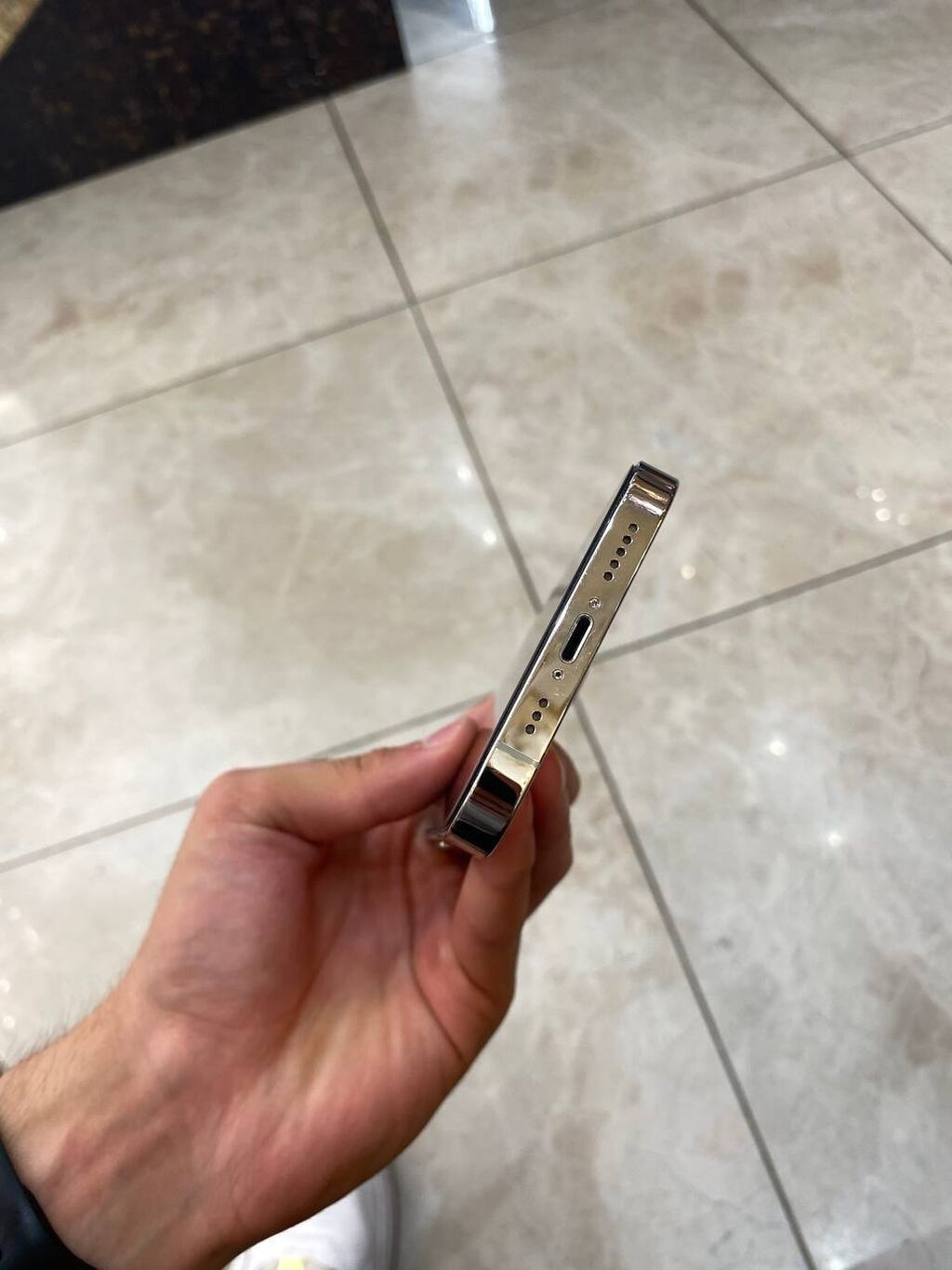IPhone 14 Pro в серебристо-белом цвете. ТОРГА НЕТ: фото 2