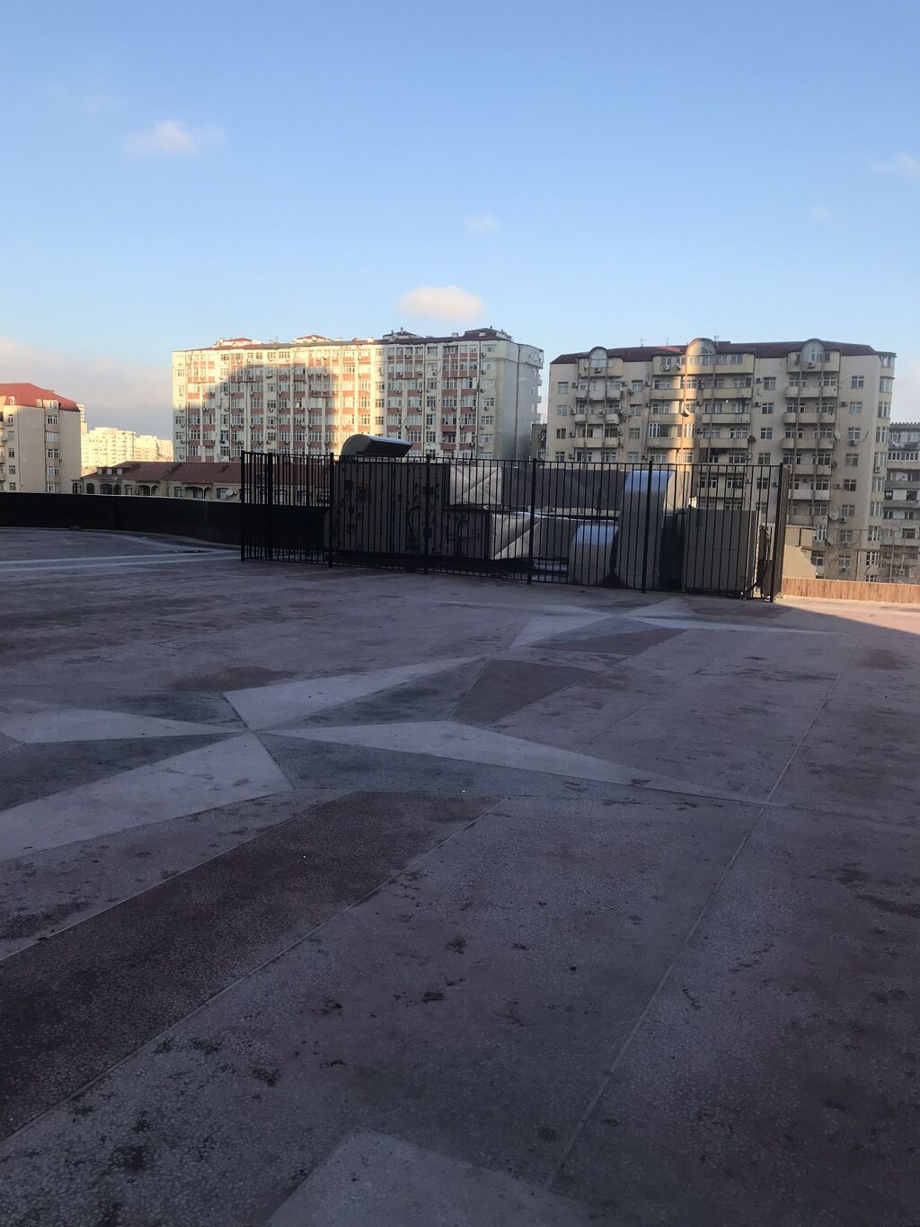 Yasamal, 5 otaqlı, Yeni tikili, m. İnşaatçılar, 250 kv. m