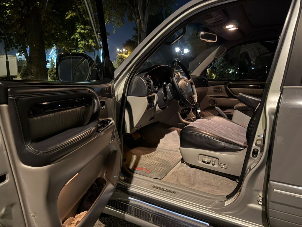 Lexus LX: 2006 г., 4.7 л, Автомат, Газ, Внедорожник: фото 8