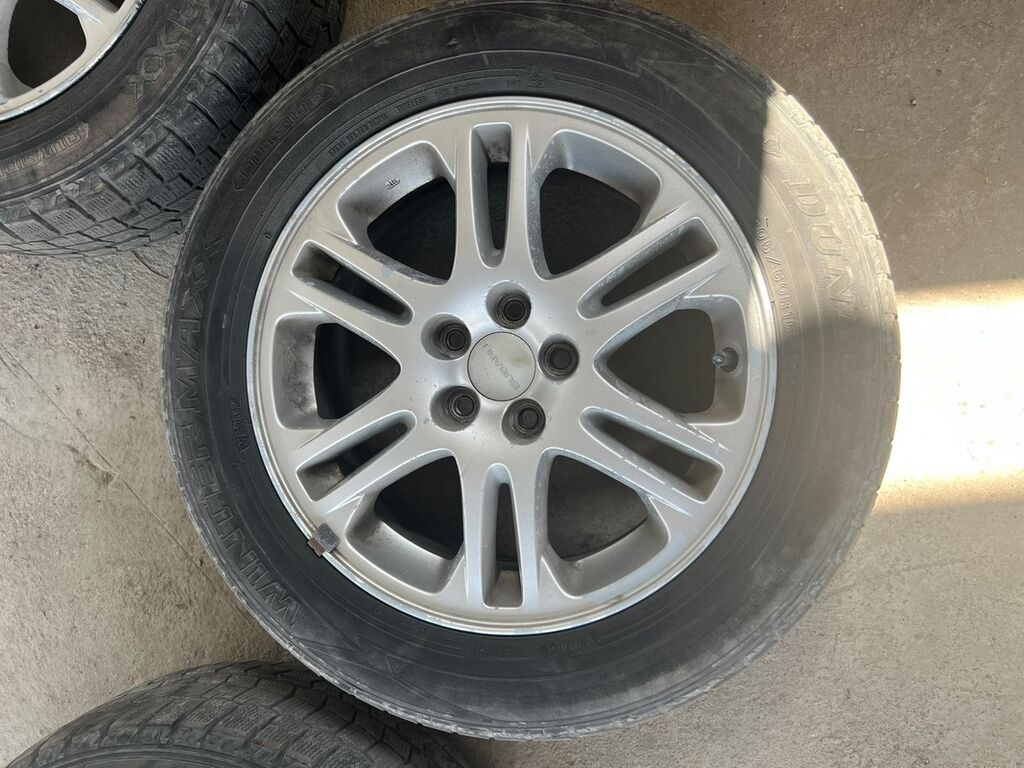 В комплекте 3 шт колес Subaru на литых дисках - Диски: оригинальные: фото 3