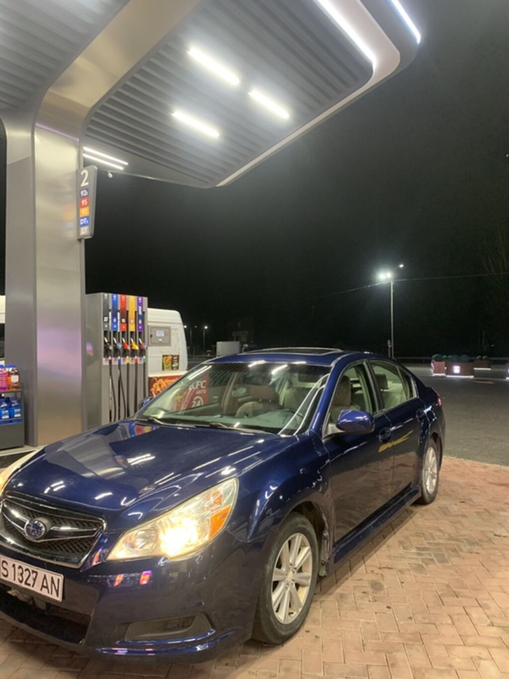 Subaru Legacy: 2010 г., 2.5 л, Автомат, Газ, Седан — фото 2
