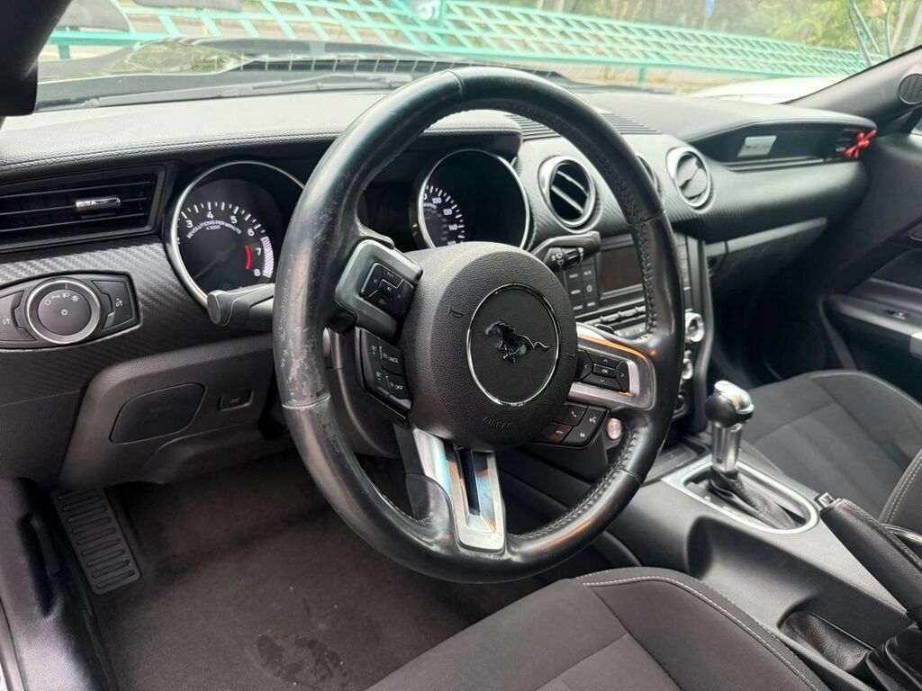 Ford Mustang: 2018 г., 2.3 л, Автомат, Бензин, Купе: фото 4