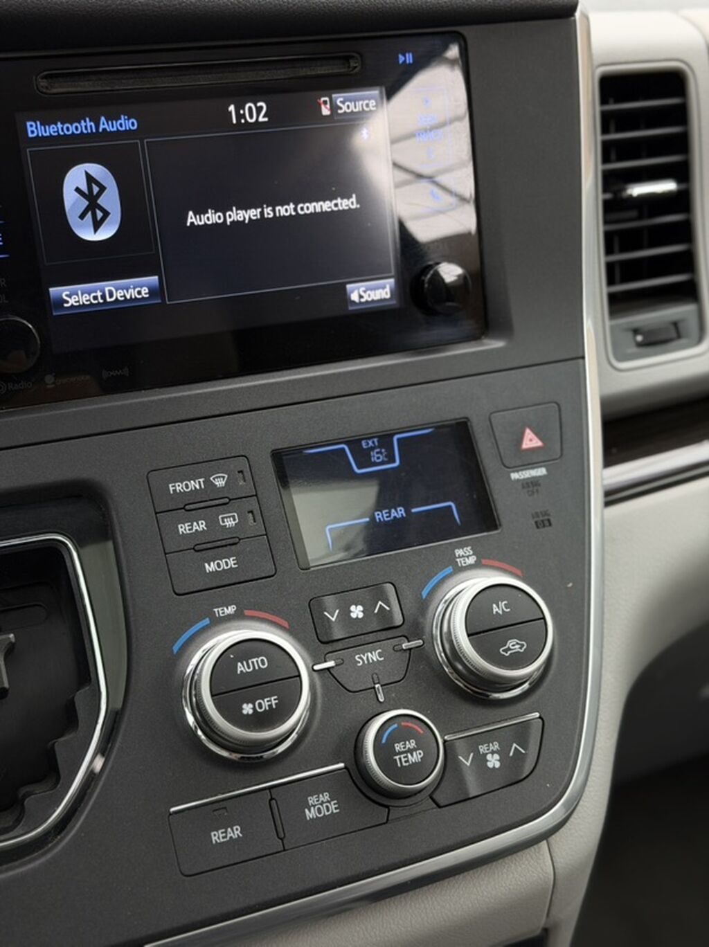 Toyota Sienna: 2016 г., 3.5 л, Автомат, Бензин, Минивэн: фото 6