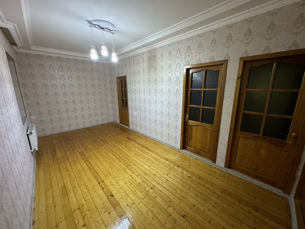 🏡 BİNƏQƏDİ QƏSƏBƏSİNDƏ 3 OTAQLI HƏYƏT EVİ SATILIR! 📍 Əla yerləşmə —