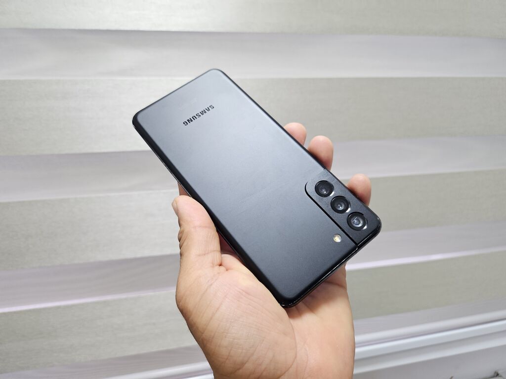 Samsung Galaxy S21 Plus 5G, Б/у, 128 ГБ, цвет - Черный, 1 SIM, 2 SIM, eSIM — фото 8