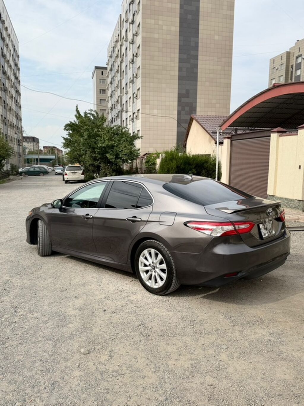 Toyota Camry: 2019 г., 2.5 л, Автомат, Бензин, Седан: фото 2