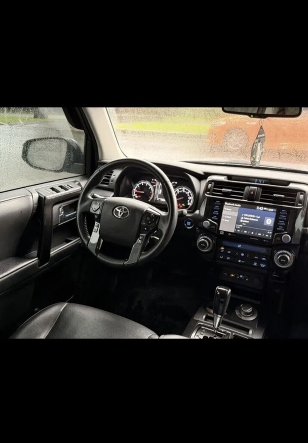Toyota 4Runner: 2019 г., 4 л, Автомат, Газ, Внедорожник: фото 6