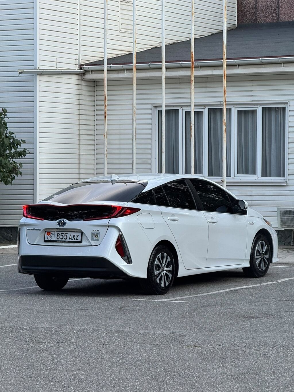 Toyota Prius: 2020 г., 1.8 л, Автомат, Электромобиль, Лифтбек: фото 5