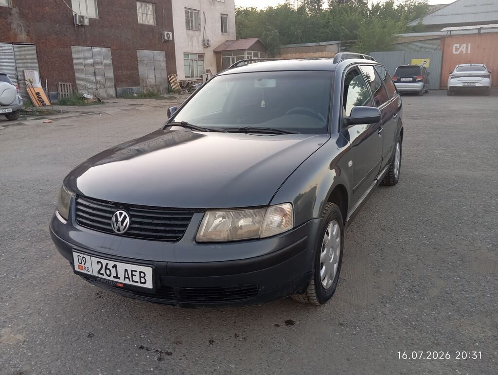 Volkswagen Passat Variant: 2000 г., 1.8 л, Механика, Бензин, Универсал: фото 1