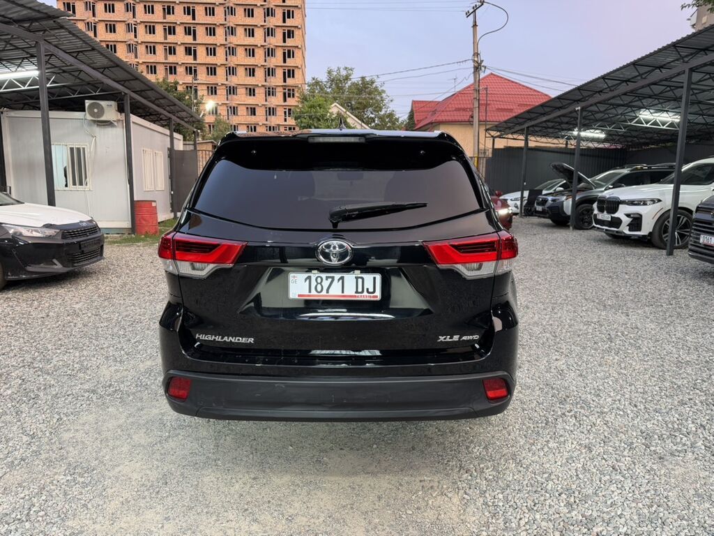 Toyota Highlander: 2019 г., 3.5 л, Автомат, Бензин, Кроссовер: фото 3