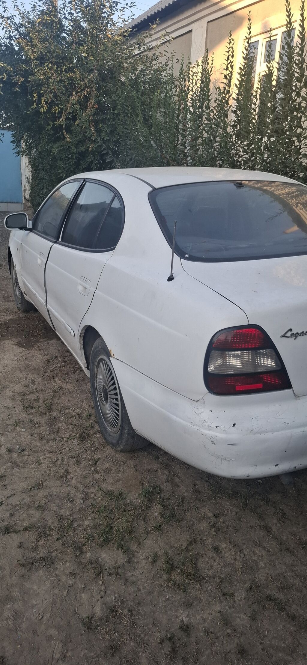 Daewoo Leganza: 1998 г., 1.8 л, Механика, Бензин, Седан: фото 2