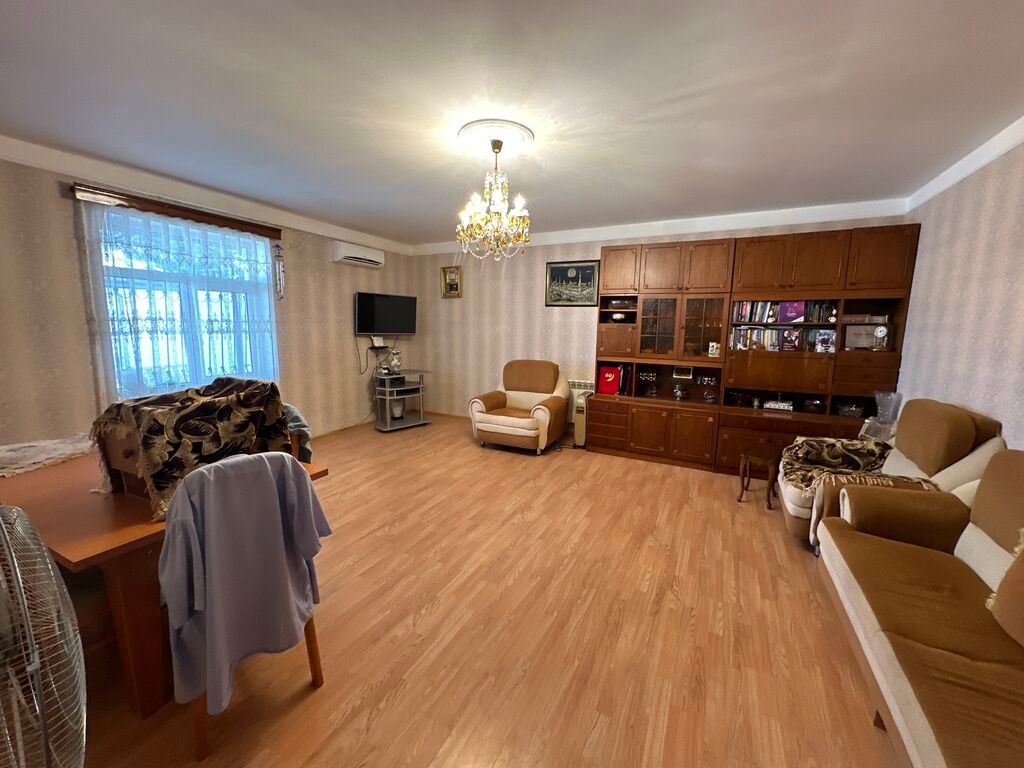 Mehdiabad, 110 kv. m, 4 otaqlı, Hovuzsuz, Artezian quyusu, Qaz, Telefon