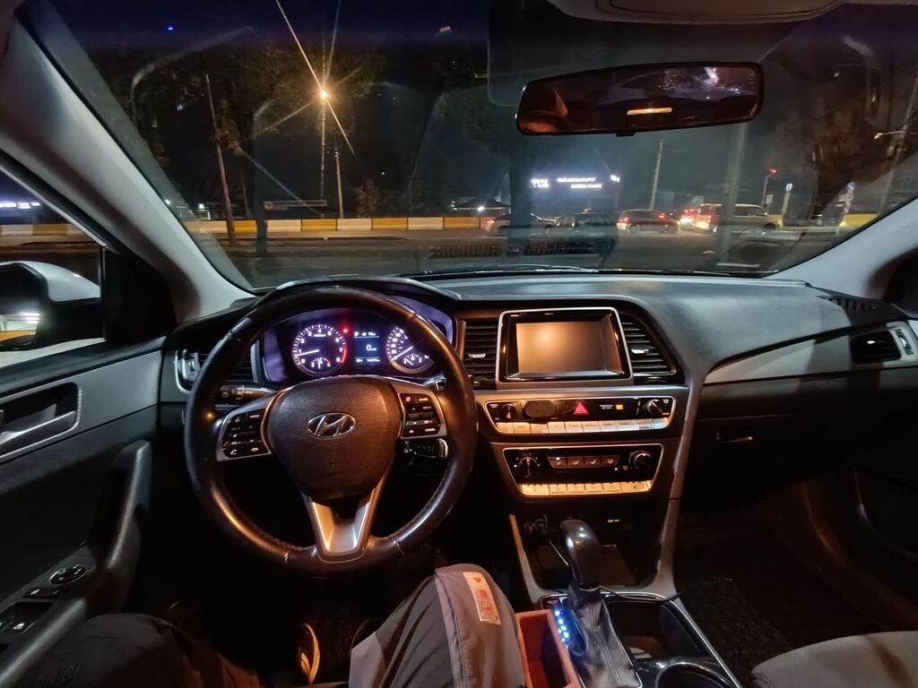 Hyundai Sonata: 2017 г., 2 л, Автомат, Бензин, Седан: фото 8