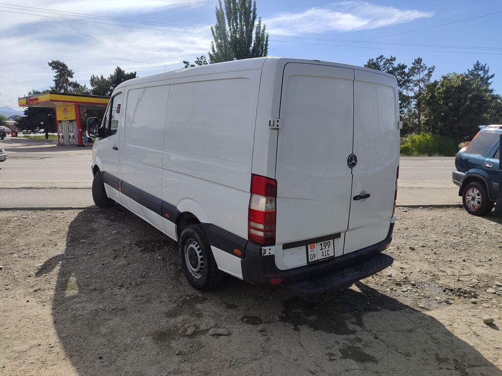 Mercedes-Benz Sprinter фургон, белый, кузов средней длины и высоты: фото 7