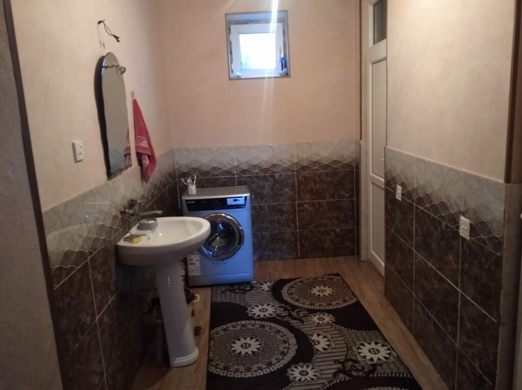 3 otaqlı, 110 kv. m, Kredit yoxdur, Yeni təmirli