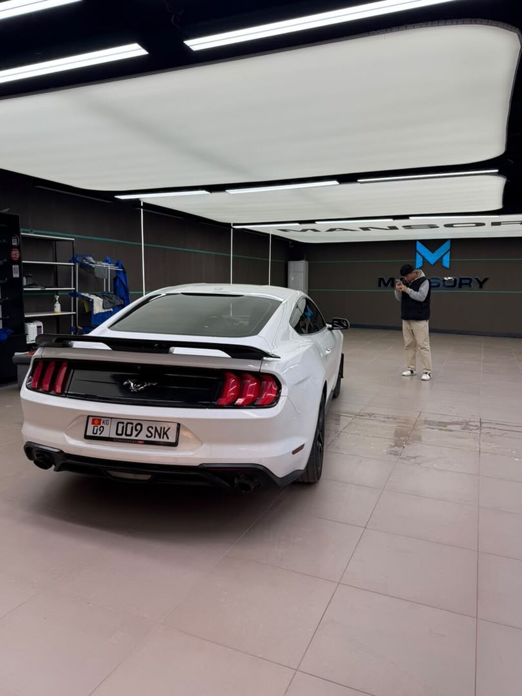 Ford Mustang: 2019 г., 2.3 л, Автомат, Бензин, Купе: фото 3