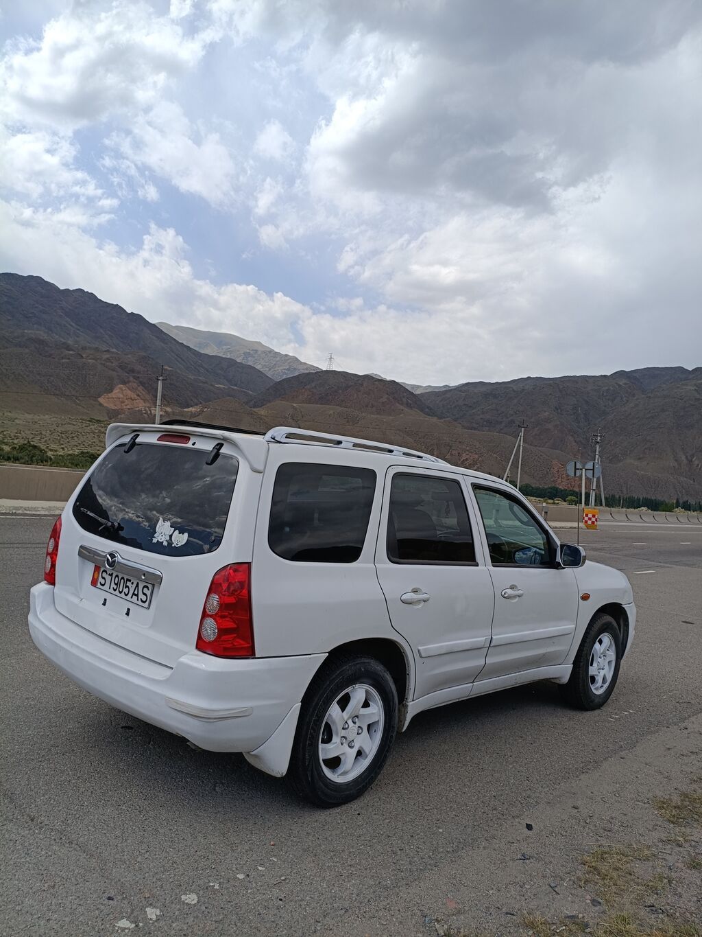 Mazda Tribute: 2002 г., 2 л, Автомат, Бензин, Кроссовер: фото 4