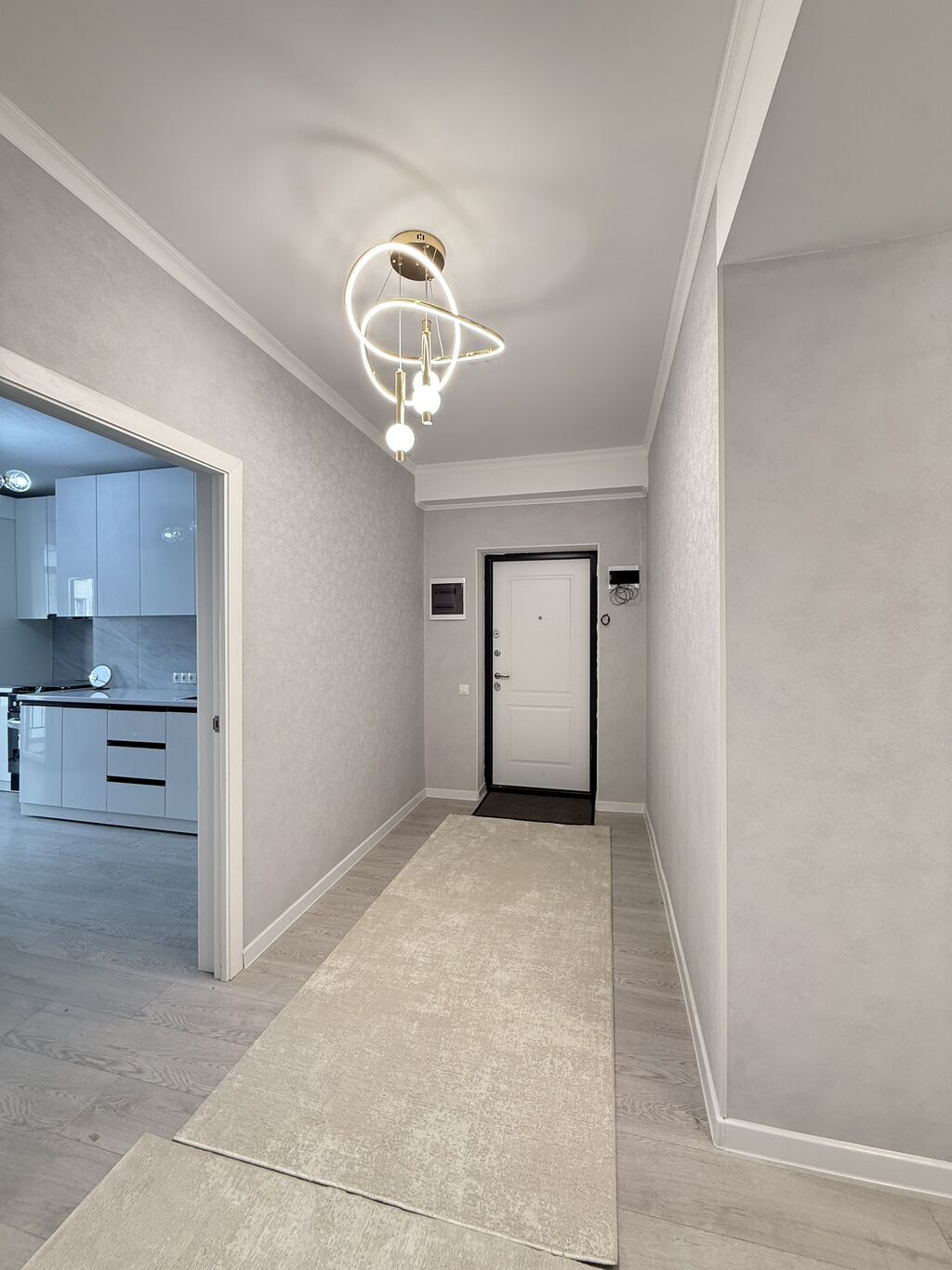 3 комнаты, 93 м², Асанбай мкр Элитка, 9 этаж, Евроремонт: фото 6