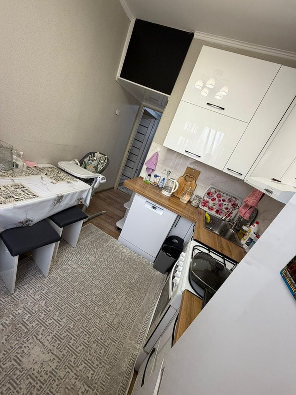 3 комнаты, 73 м², 105 серия, 2 этаж, Евроремонт: фото 2