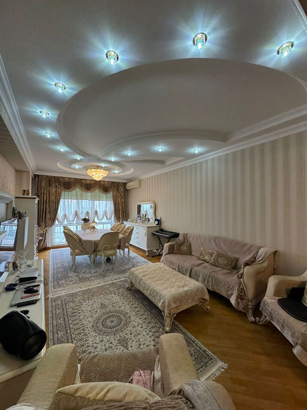 3 otaqlı, Yeni tikili, 138 kv. m