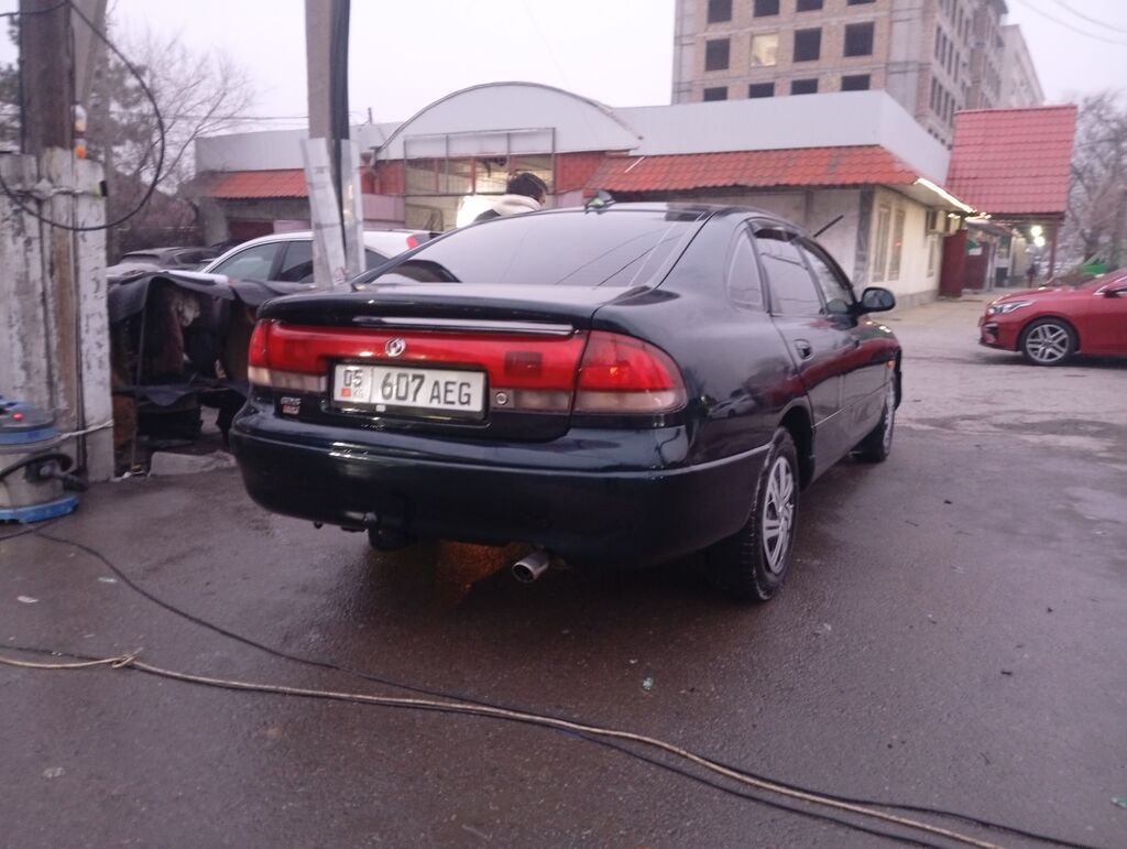 Mazda Cronos: 1995 г., 1.8 л, Механика, Бензин, Седан: фото 2