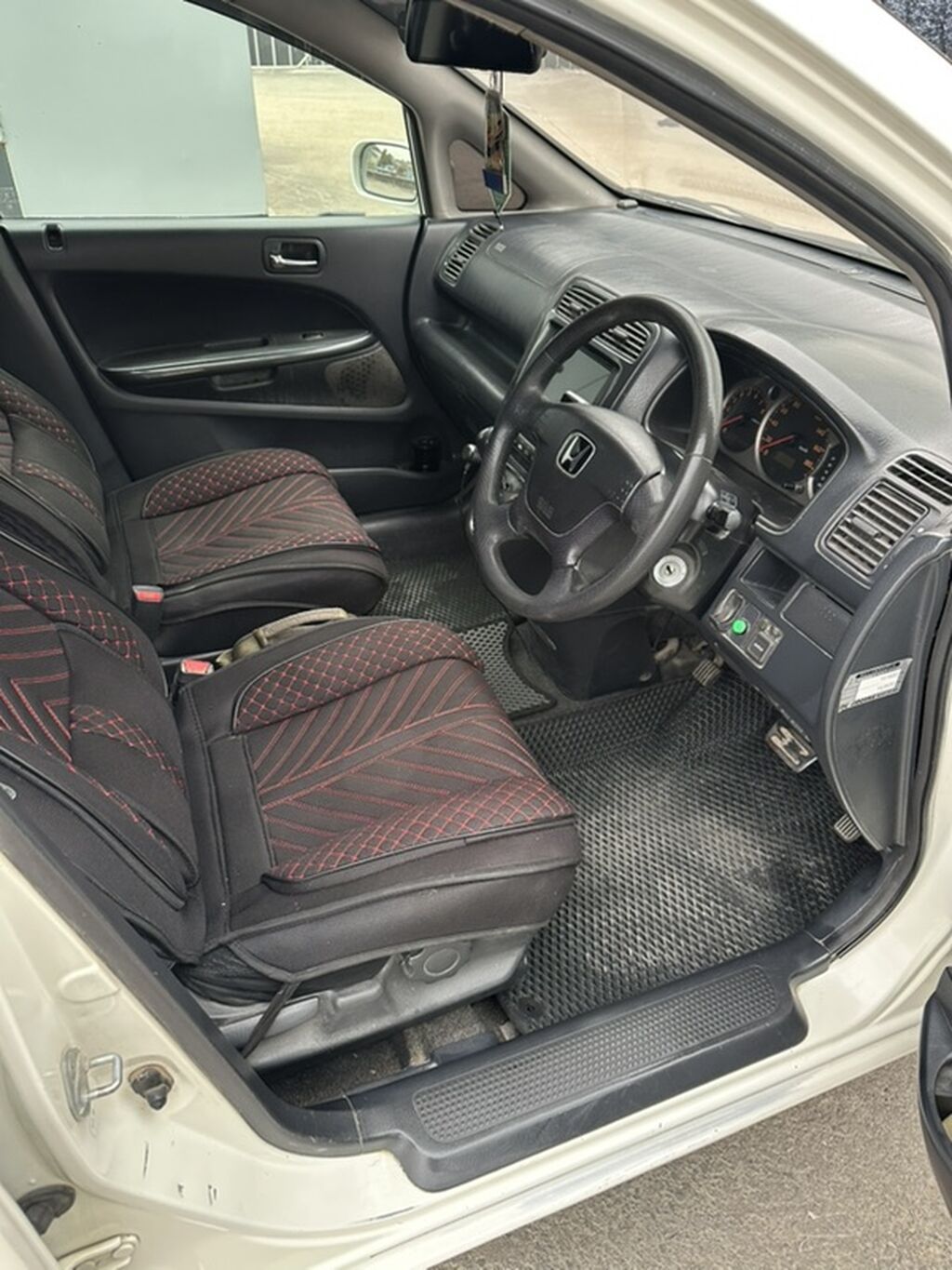 Honda Stream: 2002 г., 2 л, Автомат, Газ, Минивэн: фото 6