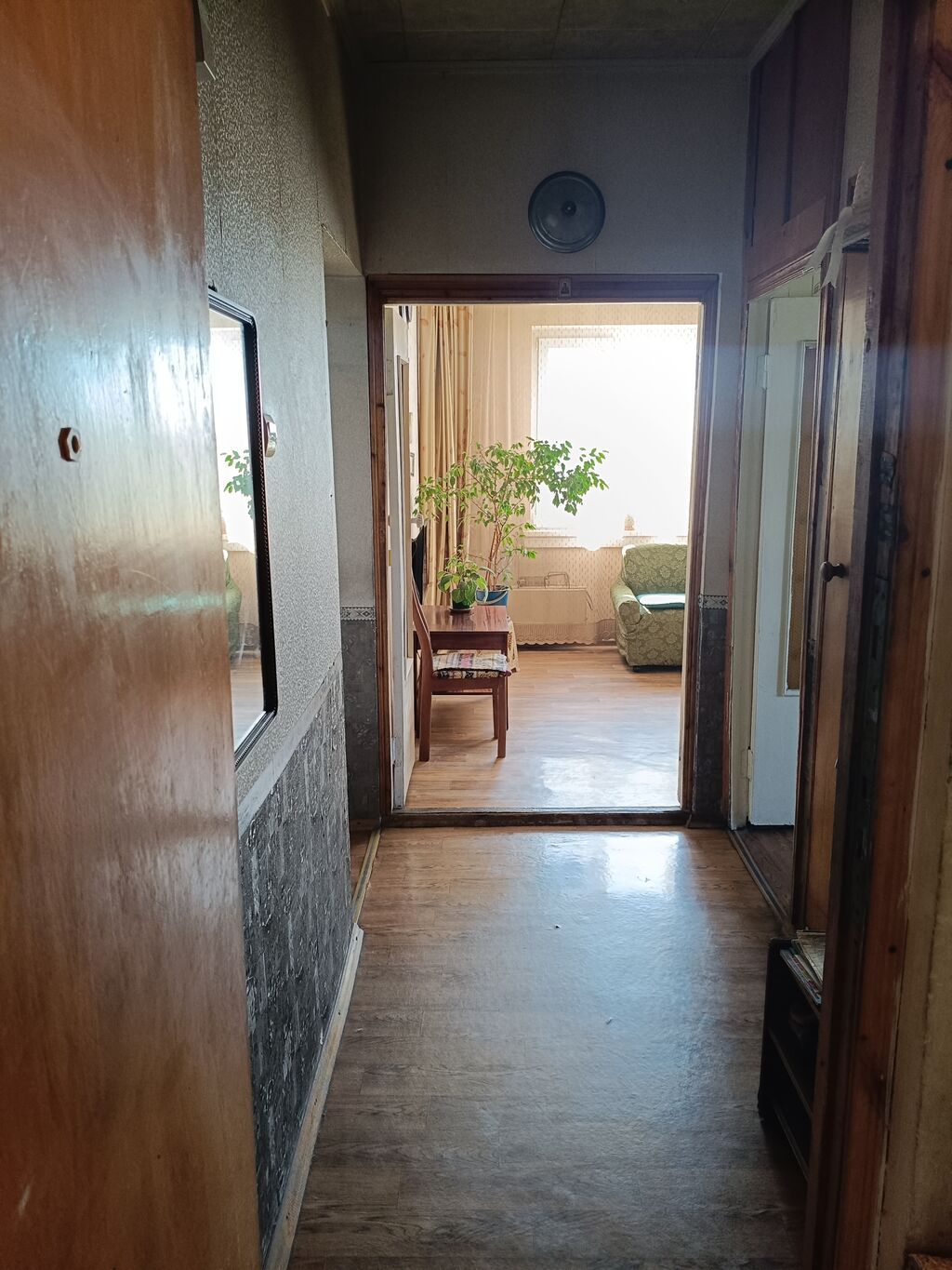 3 комнаты, 78 м², Золотой квадрат 106 серия, 8 этаж, Старый ремонт: фото 6