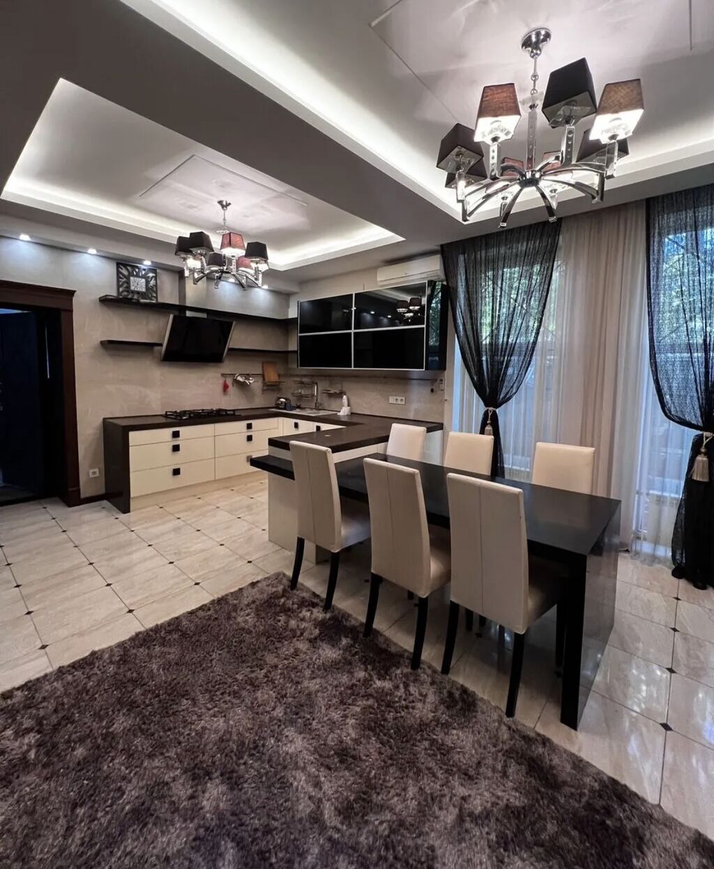 350 м², 6 комнат, Гоин, Только парням: фото 4