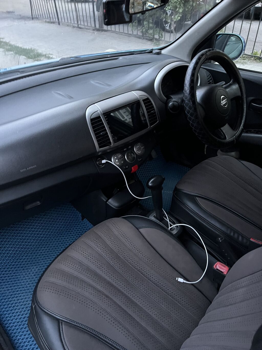 Nissan March: 2003 г., 1.4 л, Автомат, Бензин: фото 2