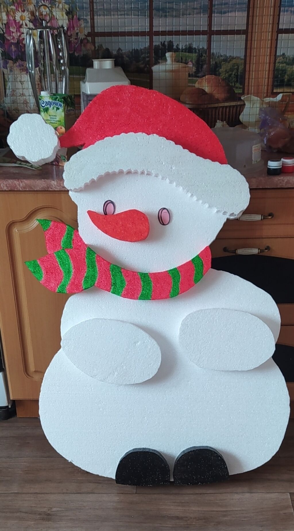 Изготовление снеговика из пенопласта
