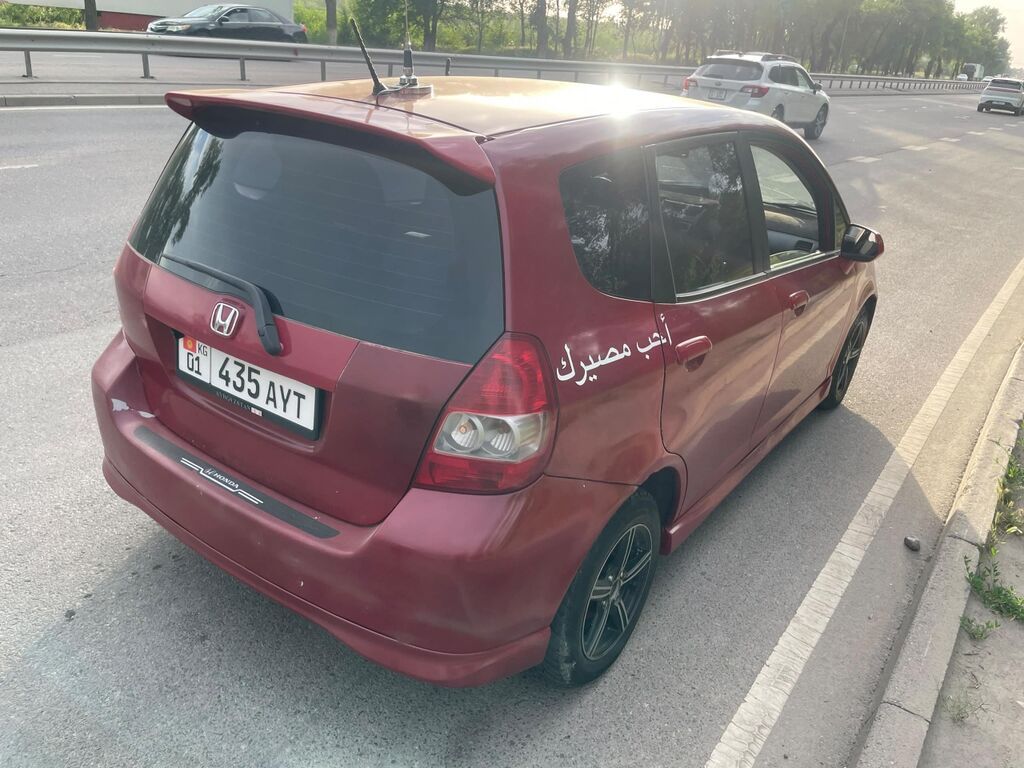 Honda Fit: 2007 г., Хэтчбэк — фото 4