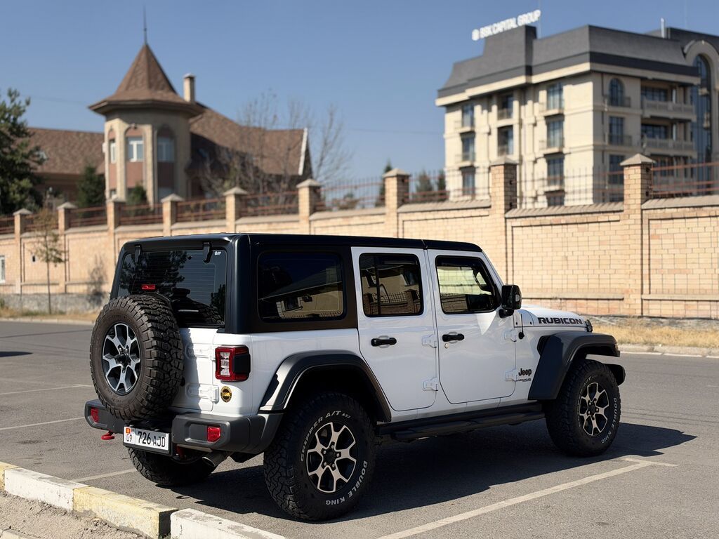 Jeep Wrangler: 2022 г., 2 л, Автомат, Бензин, Внедорожник: фото 6