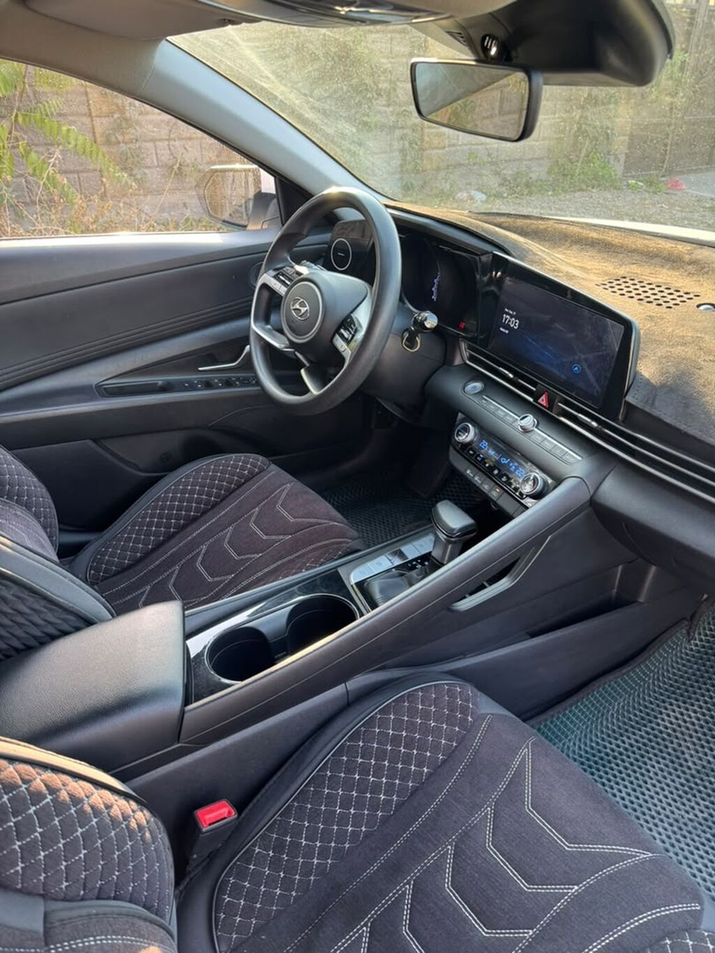 Hyundai Avante: 2021 г., 1.6 л, Робот, Гибрид, Седан: фото 6