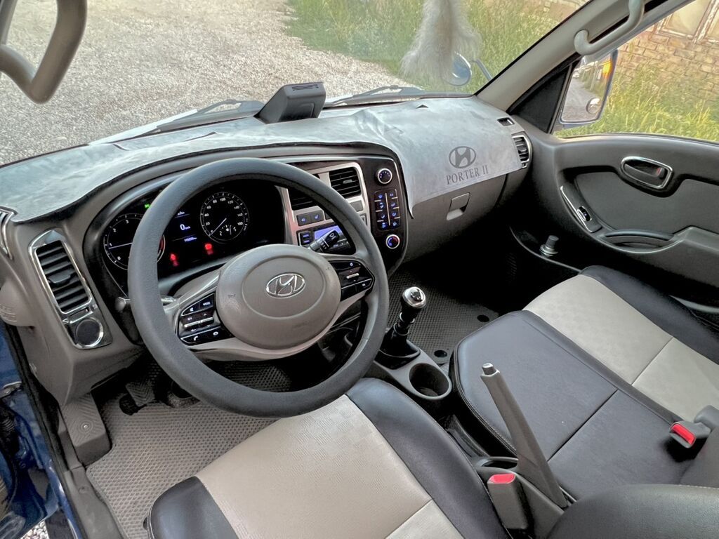 Hyundai Porter II — компактный грузовик с открытой бортовой: фото 3