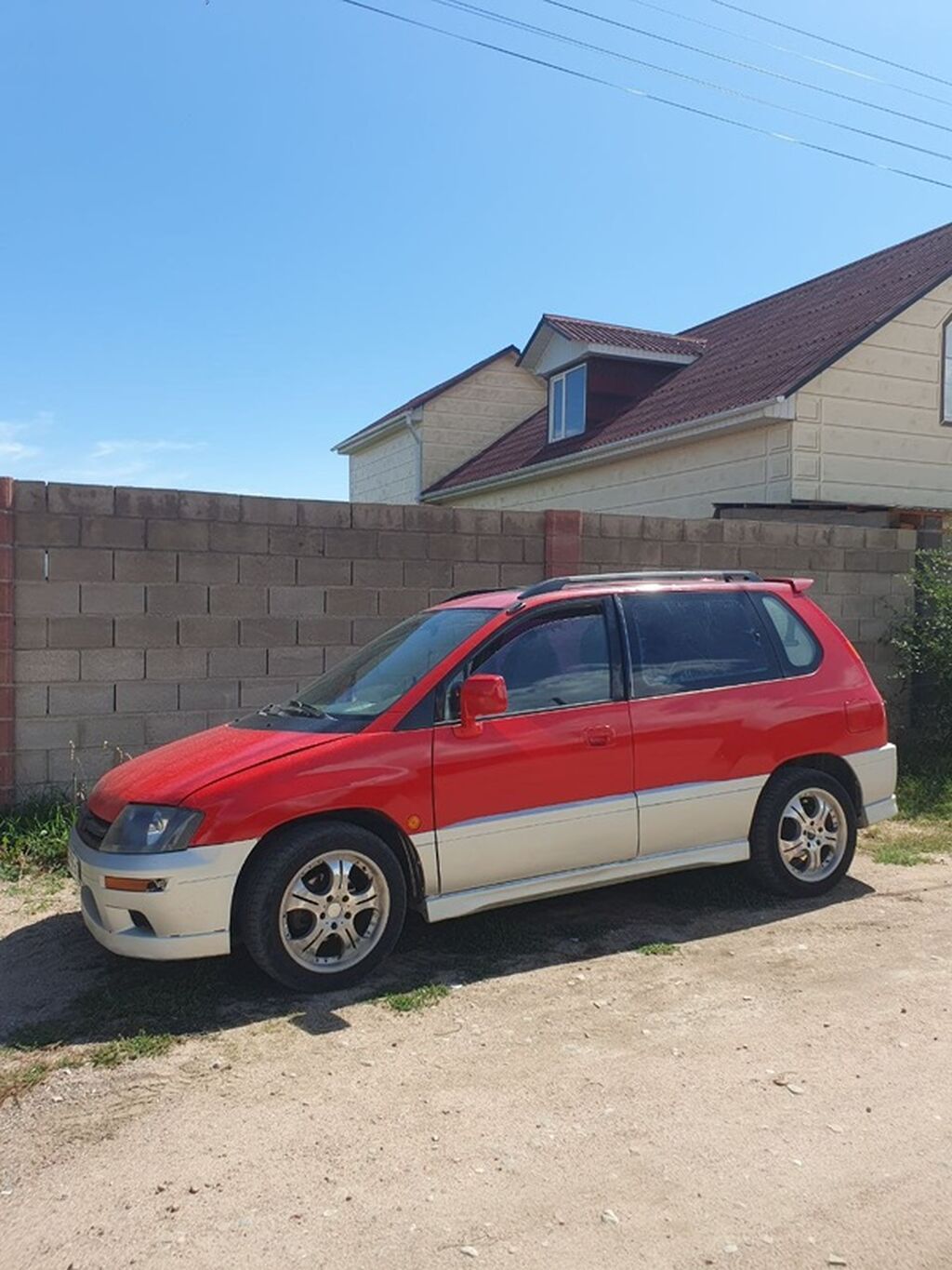 Mitsubishi RVR: 1999 г., 2.4 л, Механика, Бензин, Кроссовер: фото 1