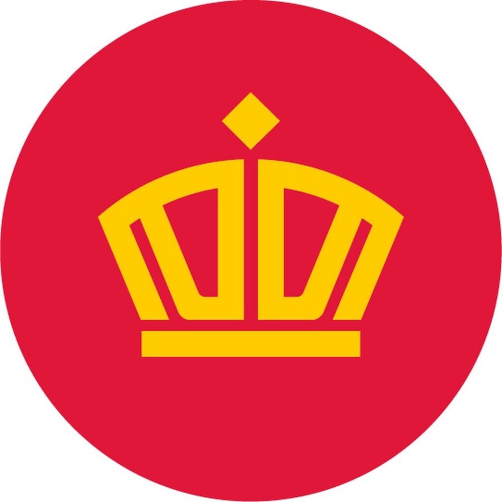 Korona pay apk. Корона. Корона Пэй. Корона Золотая. Koronapay логотип.