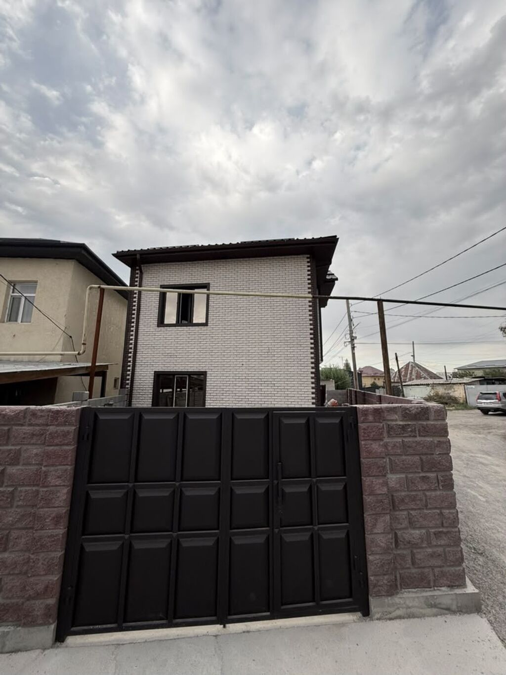 В продажу вышел дом в селе Орто-Сай 2 этажа 4 комнаты Площадь: фото 2