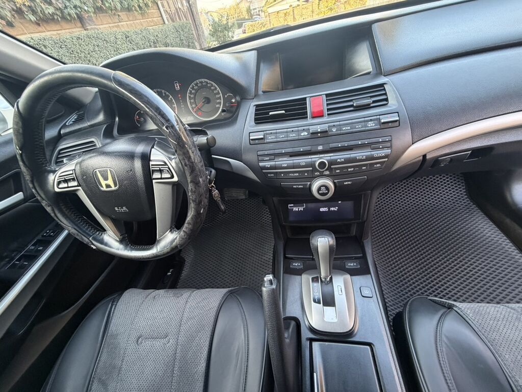 Honda Accord: 2008 г., 3.5 л, Автомат, Бензин, Седан: фото 7