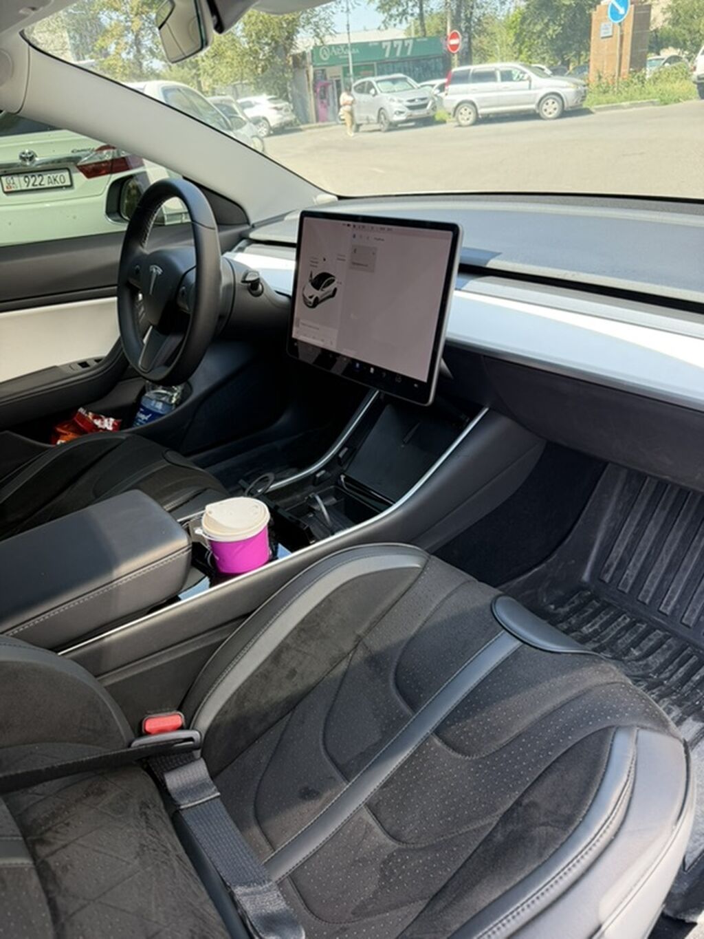 Tesla Model 3: 2020 г., Электромобиль, Лифтбек: фото 6