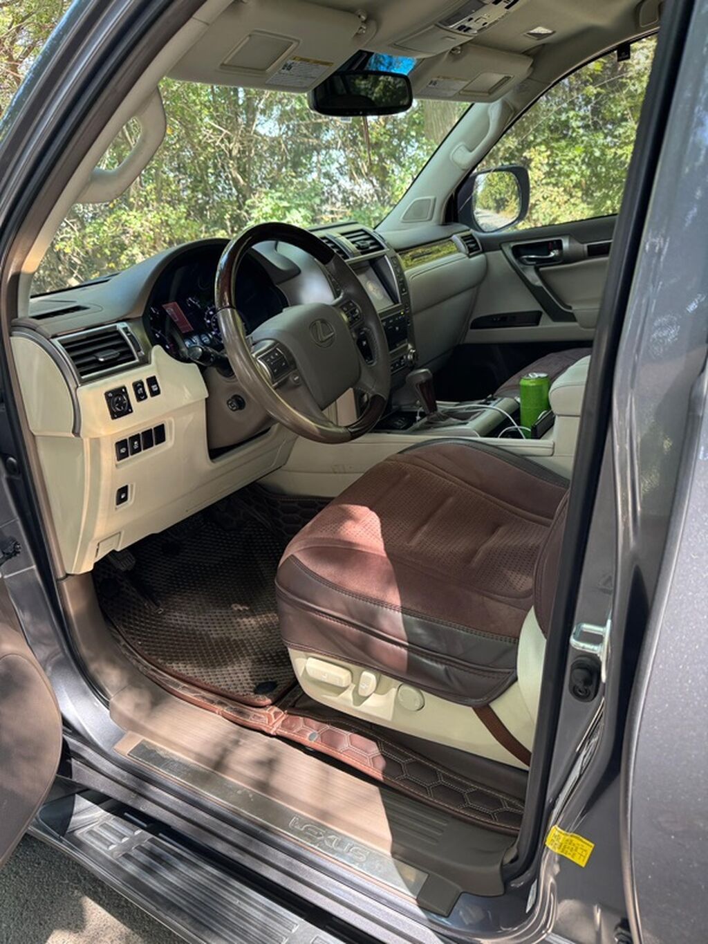 Lexus GX: 2019 г., 4.6 л, Автомат, Бензин, Внедорожник: фото 6