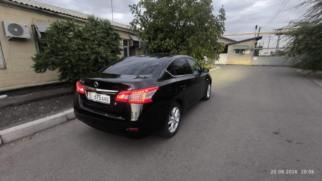 Nissan Sentra: 2014 г., 1.6 л, Автомат, Бензин, Седан: фото 3