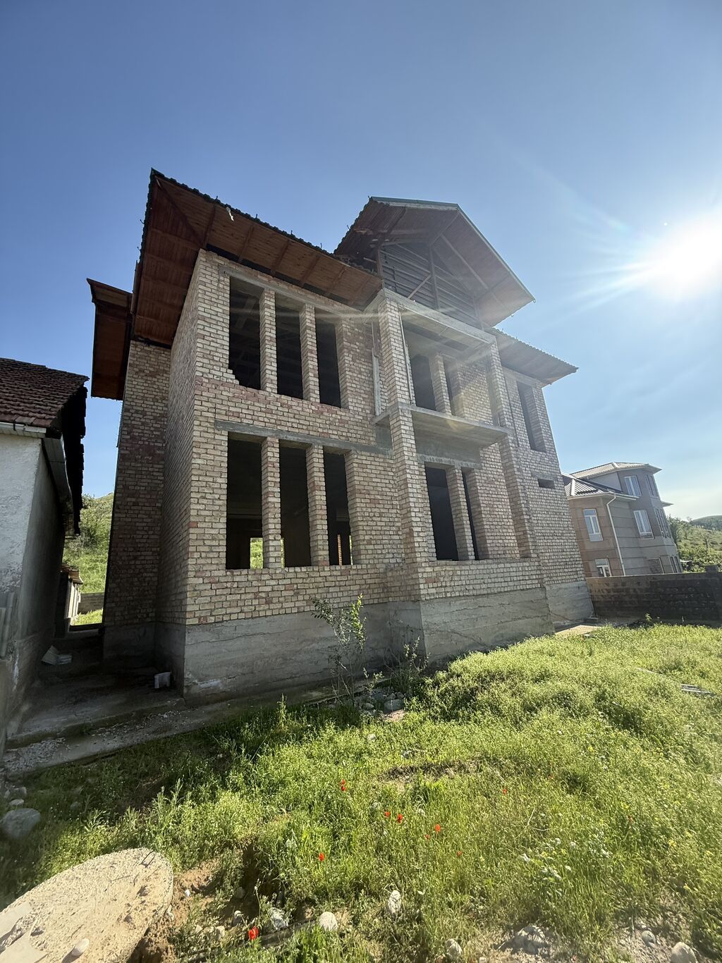 🏔️ Дом у подножия гор | 12 мкр (АУЦА / НИЦЦА) ▪️ 463 м² | 5,5 соток