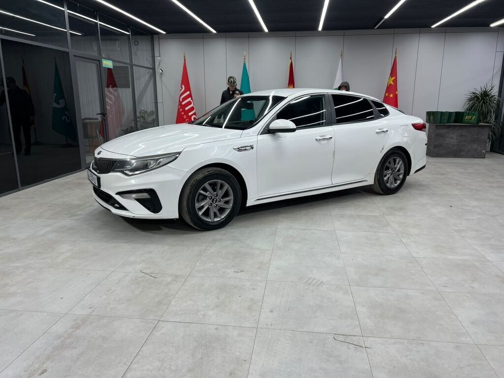 Kia K5: 2018 г., 2 л, Автомат, Бензин, Седан: фото 1