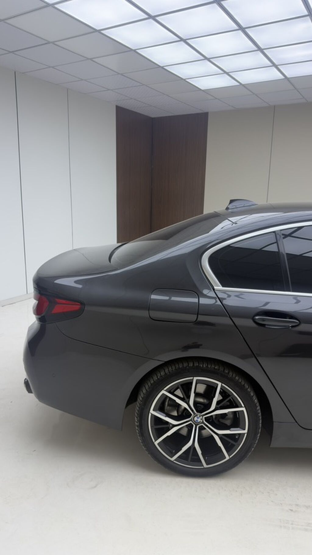 BMW 5 series: 2022 г., 2 л, Автомат, Бензин, Седан: фото 4