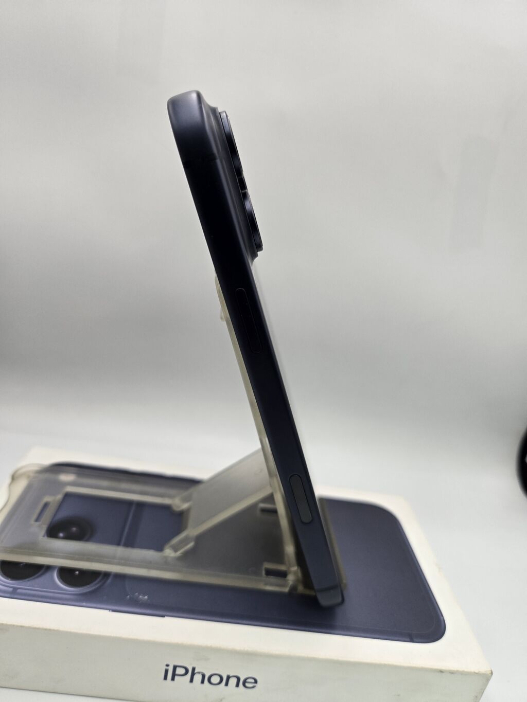 Iphone 17 pro Max 256gb Айфон 17 про макс 256гб! с коробкой Б/У 1 год: фото 6