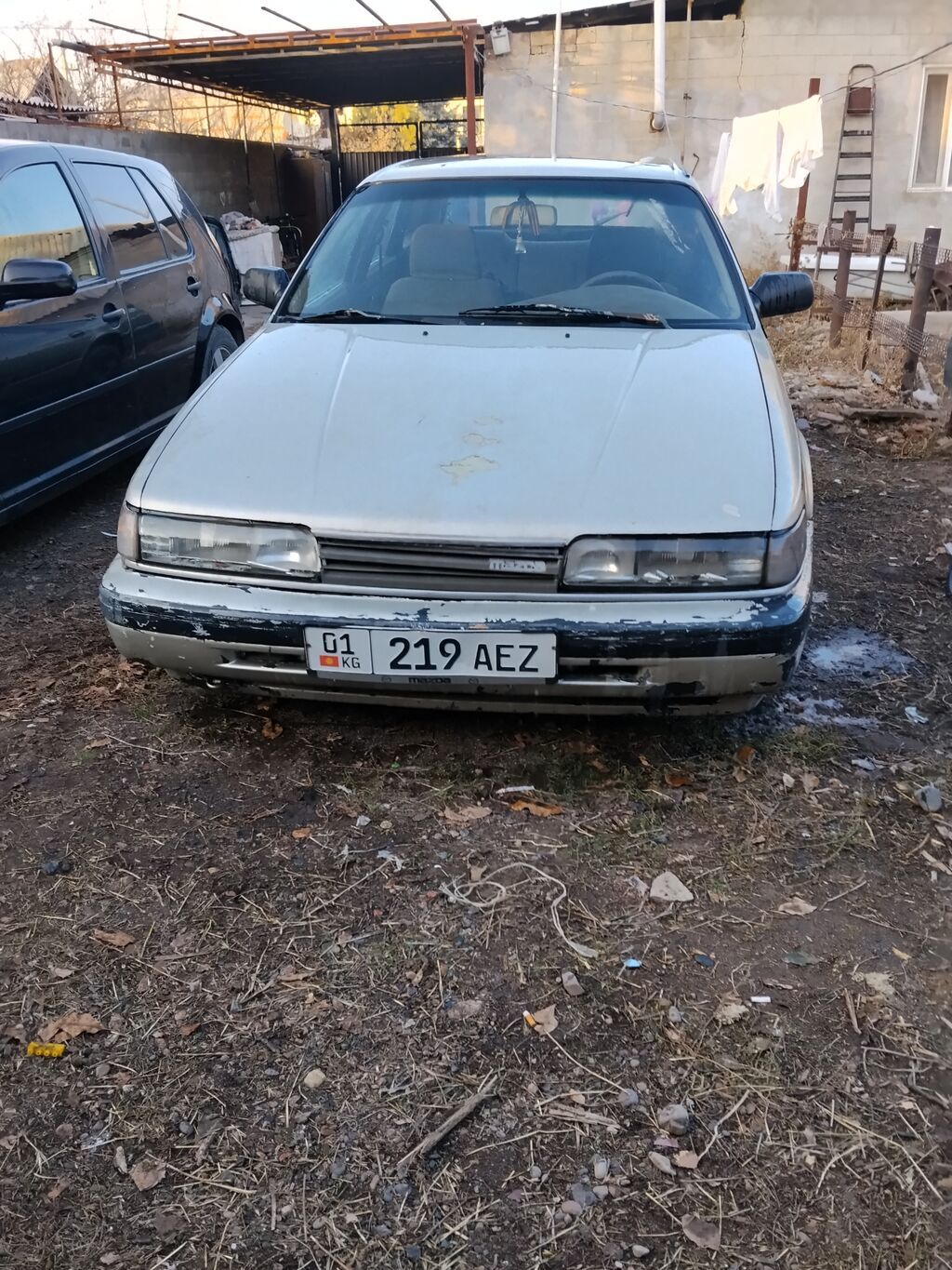 Mazda 626: 1990 г., Механика, Бензин, Хэтчбэк: фото 4