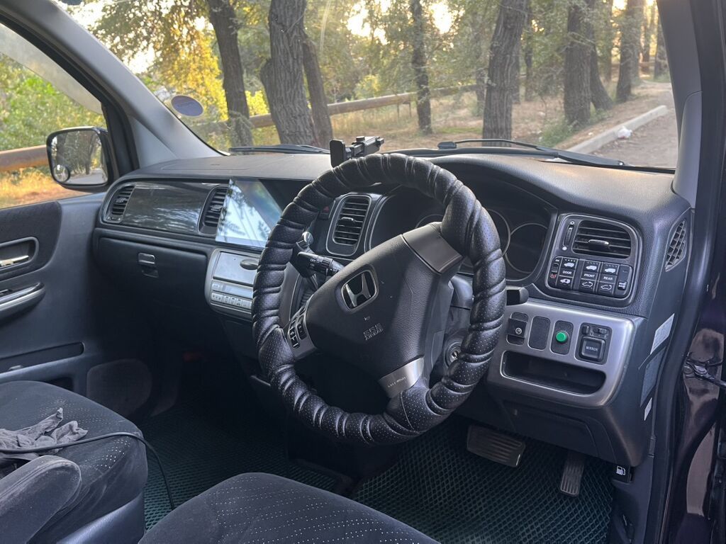 Honda Stepwgn: 2004 г., 0.2 л, Автомат, Газ, Минивэн: фото 6
