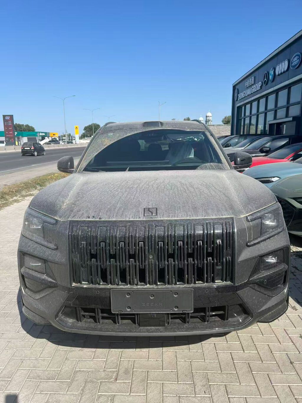 Zeekr 8X