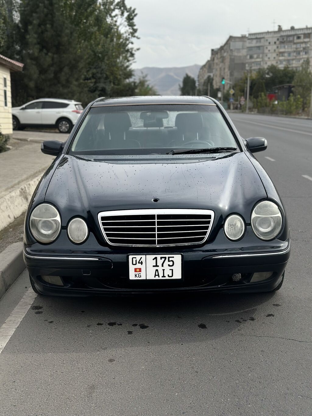 Mercedes-Benz E-Class: 2001 г., 3.2 л, Автомат, Дизель, Седан: фото 3
