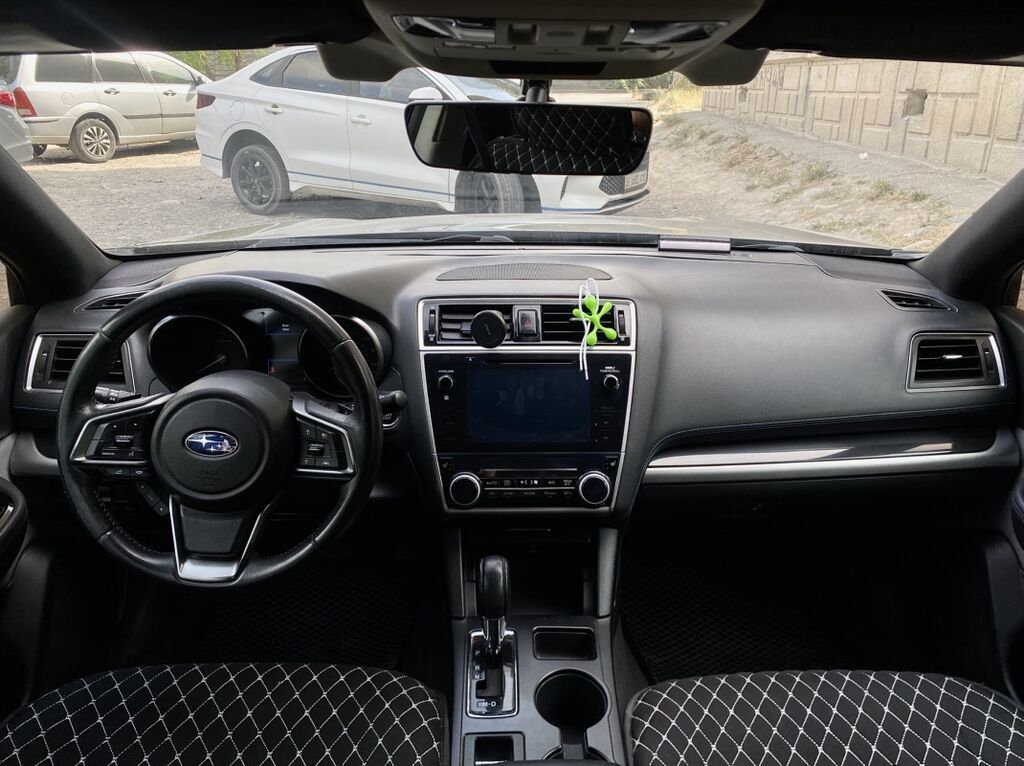 Subaru Legacy: 2018 г., Автомат, Седан: фото 4